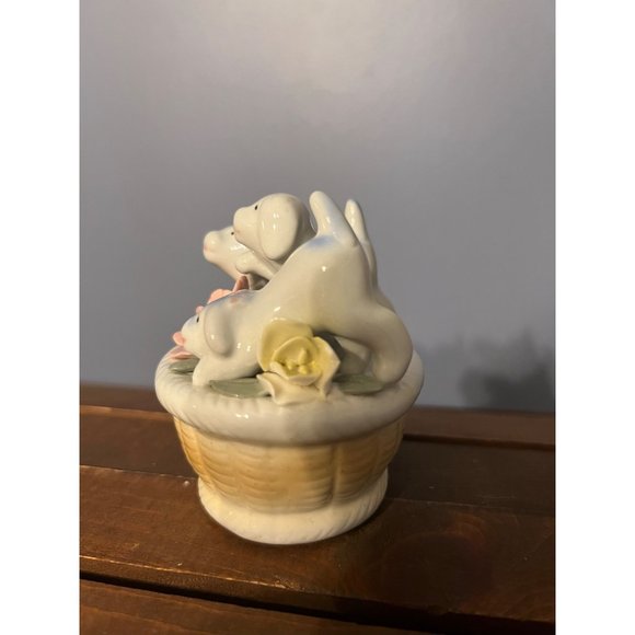 Vintage Porcelain Figurine 3 Blue & White Puppies In Basket‎ With Flowers 3" - Picture 5 of 9